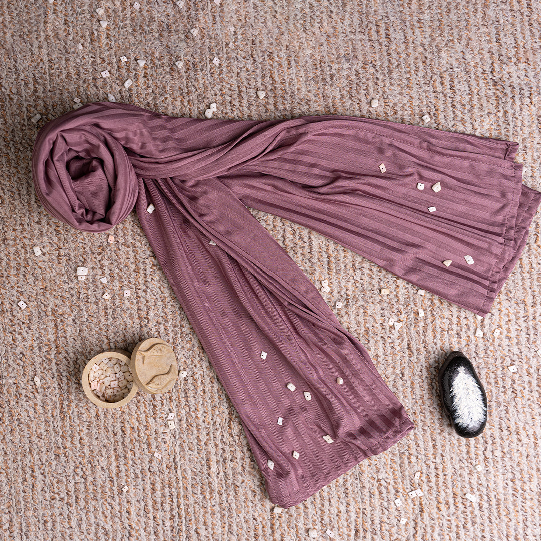 Premium Ribbed Jersey Hijab for Winter – Soft, Stretchy & Non-Slip Scarf