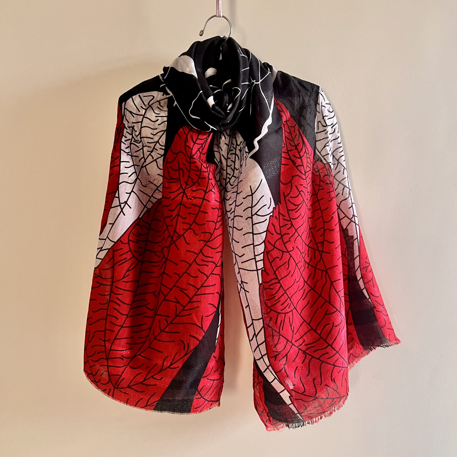 The Leaf Edit (Red Fern) - Printed Lawn Hijab
