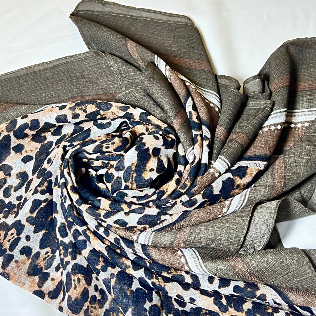 Wild Grace(Choclate Brown) - Printed Lawn Hijab