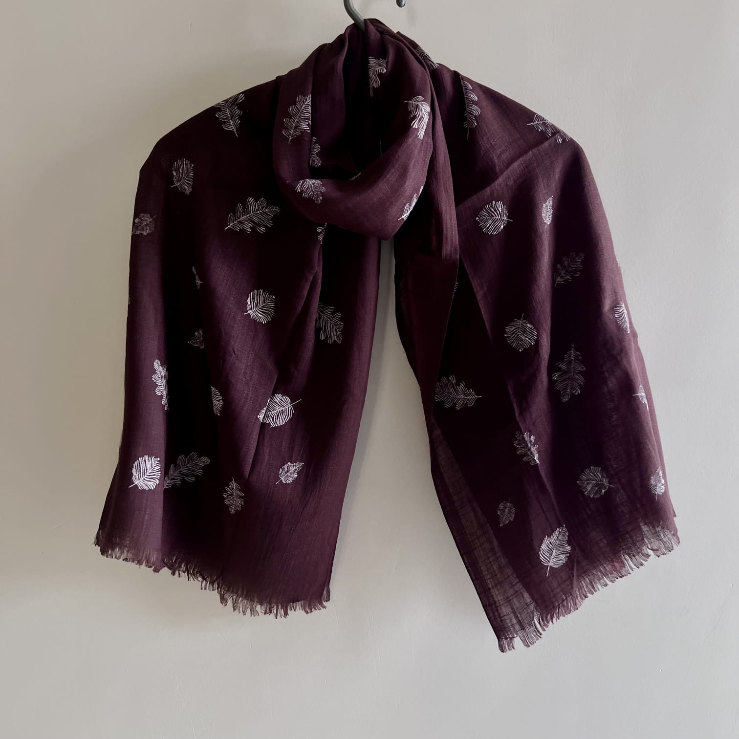 Rustic Rouge Lawn Hijab