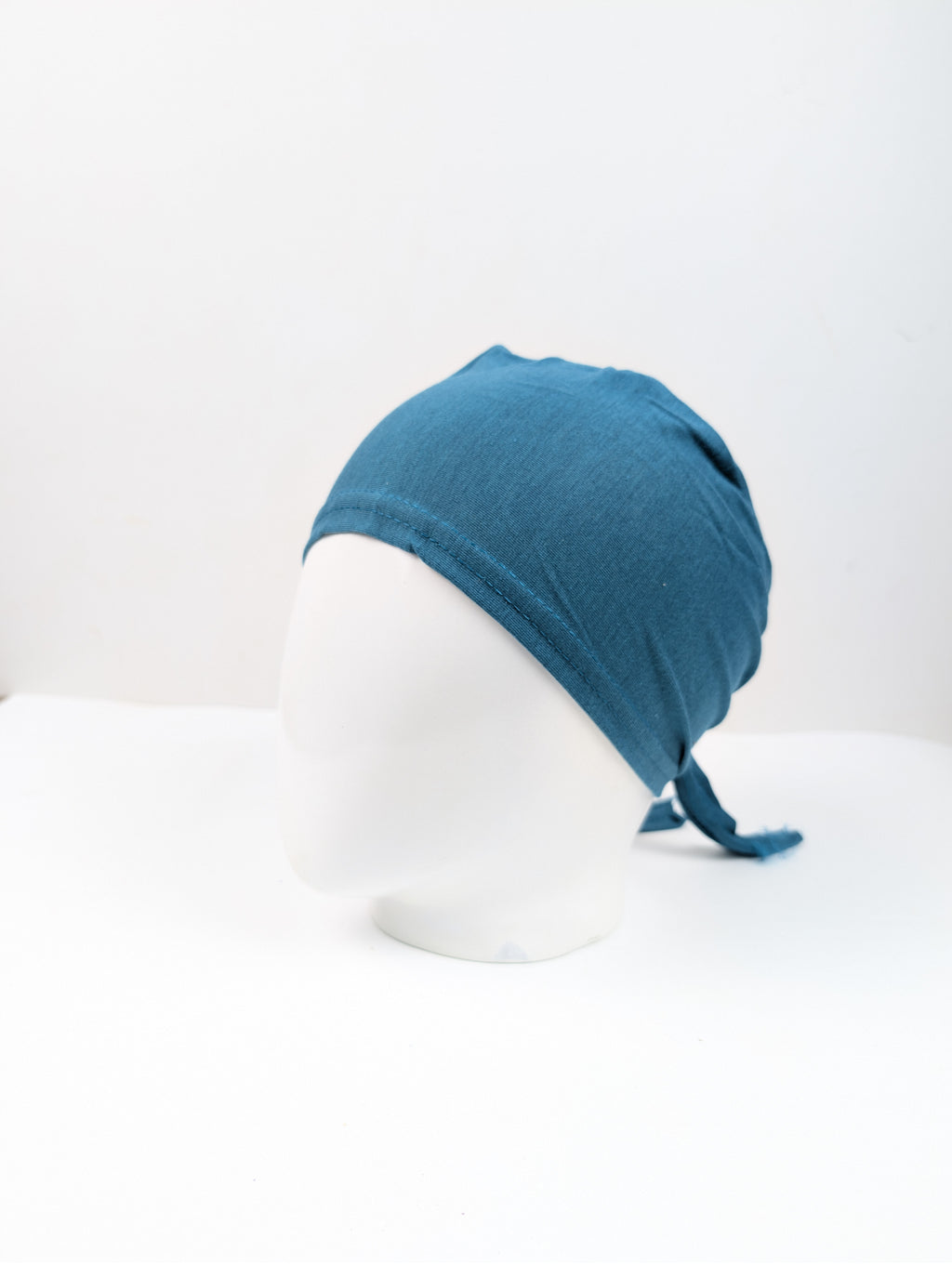 Tie-Back Hijab Cap for Women – Non-Slip Under Scarf in Soft Cotton Jersey (10 Colors)